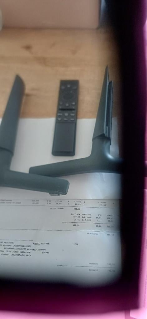 Te koop een samsung tv met streepjes in het beeld,zie foto 9, Ophalen of Verzenden, 100 cm of meer, 50 Hz, Samsung