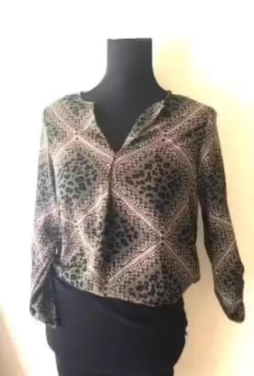 Nieuwe groene blouse met print, Verzenden, Nieuw, Maat 34 (XS) of kleiner, Groen