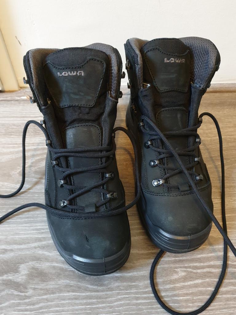 Nieuwe Lowa werkschoenen maat 42, Kleding | Heren, Ophalen of Verzenden