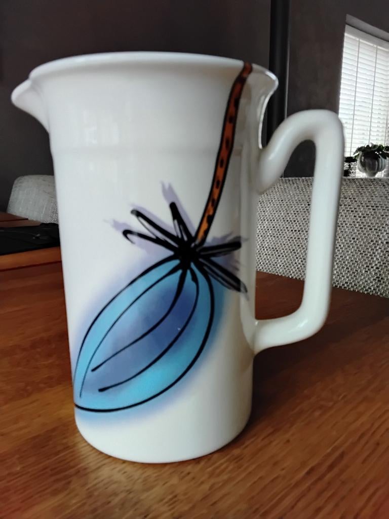 Aardewerken waterkan met uniek design - AZG Groningen, Ophalen