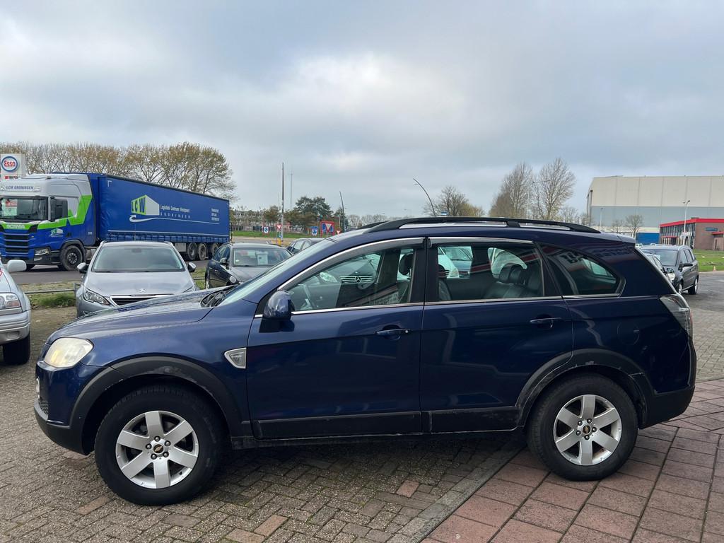 Chevrolet Captiva 2.4 Intro Edition - LPG g3 - Leer - Cruise, Auto's, Chevrolet, Voorwielaandrijving, 136 pk, Gebruikt, Zwart