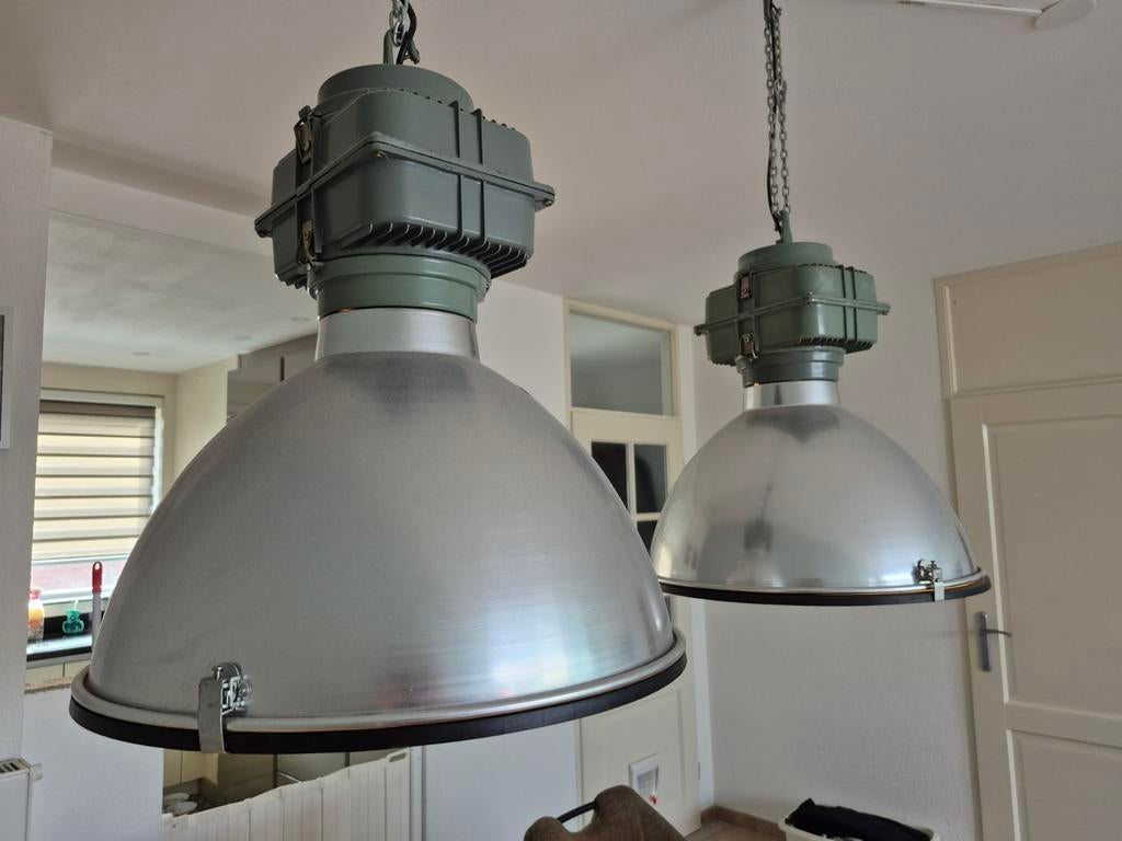 Set van 2 originele industriële hanglampen, Ophalen, Gebruikt, Industrieel, Vintage, Metaal