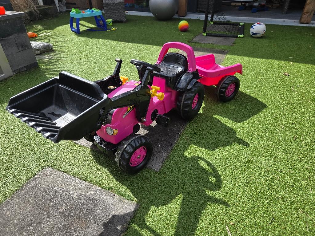 Rolly toys trekker roze, Kinderen en Baby's, Speelgoed | Buiten | Voertuigen en Loopfietsen, Ophalen, Gebruikt, Trapvoertuig