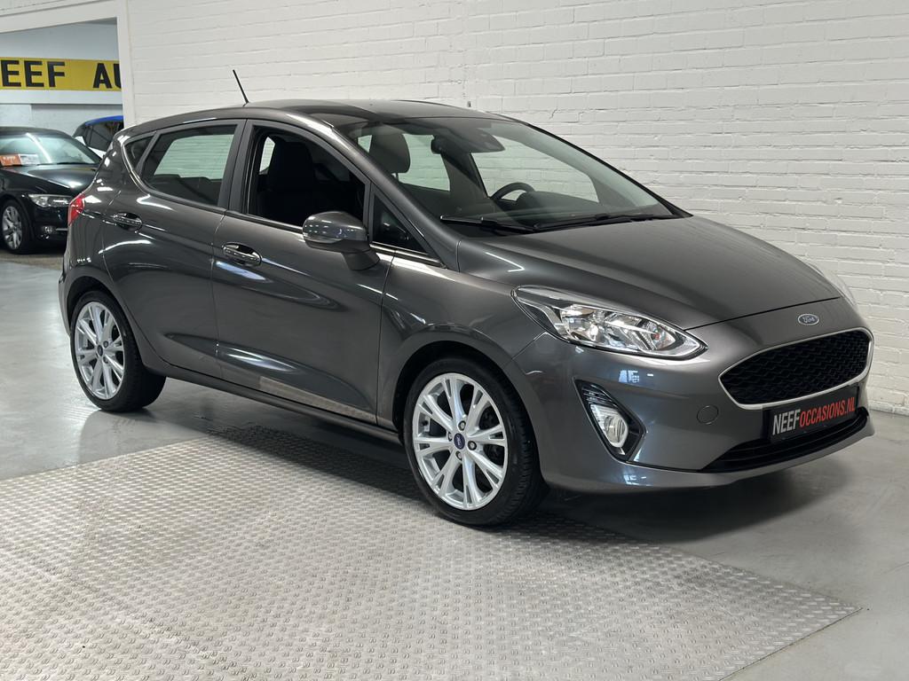 Ford Fiesta 1.0 EcoBoost Active CLIMA / CRUISE / TREKHAAK De, Voorwielaandrijving, Gebruikt, 580 kg, Lichtsensor