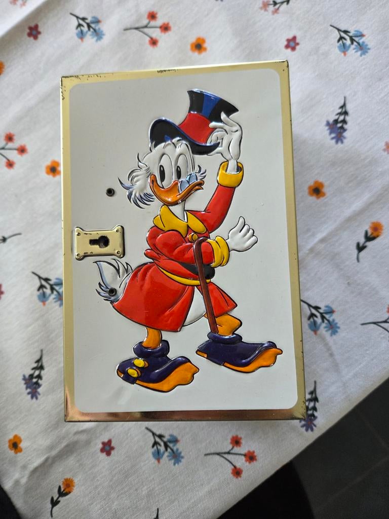 Spaarpot  Donald  duck., Ophalen of Verzenden