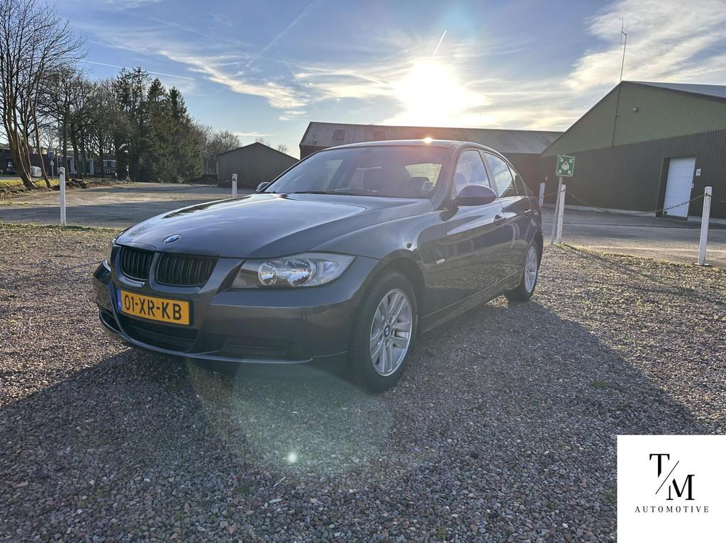 BMW 318i Business Line| 1e Eigenaar | 104.797 km | BMW-Navi, Auto's, BMW, Bedrijf, Te koop, 3-Serie, ABS, Airbags, Airconditioning