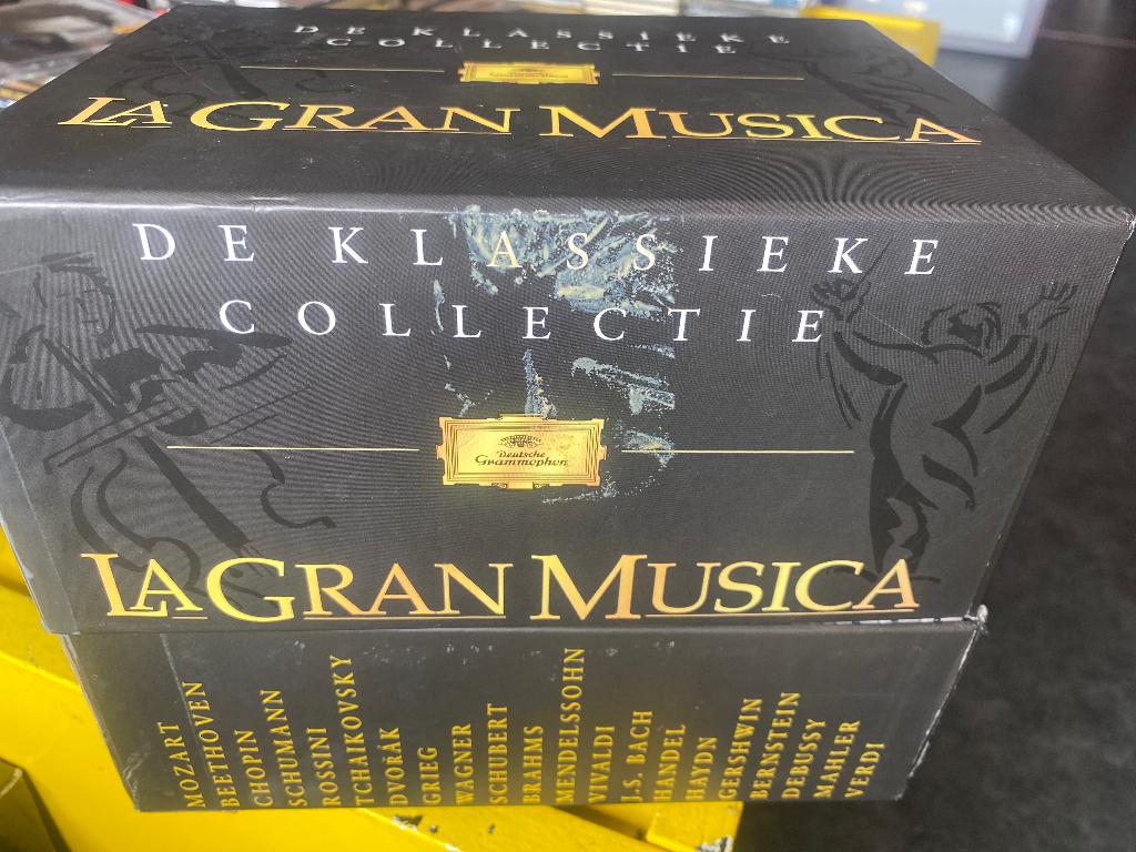 De Klassieke Collectie Deutsche Grammophon ( 20 cd + boekjes, Ophalen of Verzenden, Classicisme, Zo goed als nieuw, Overige typen
