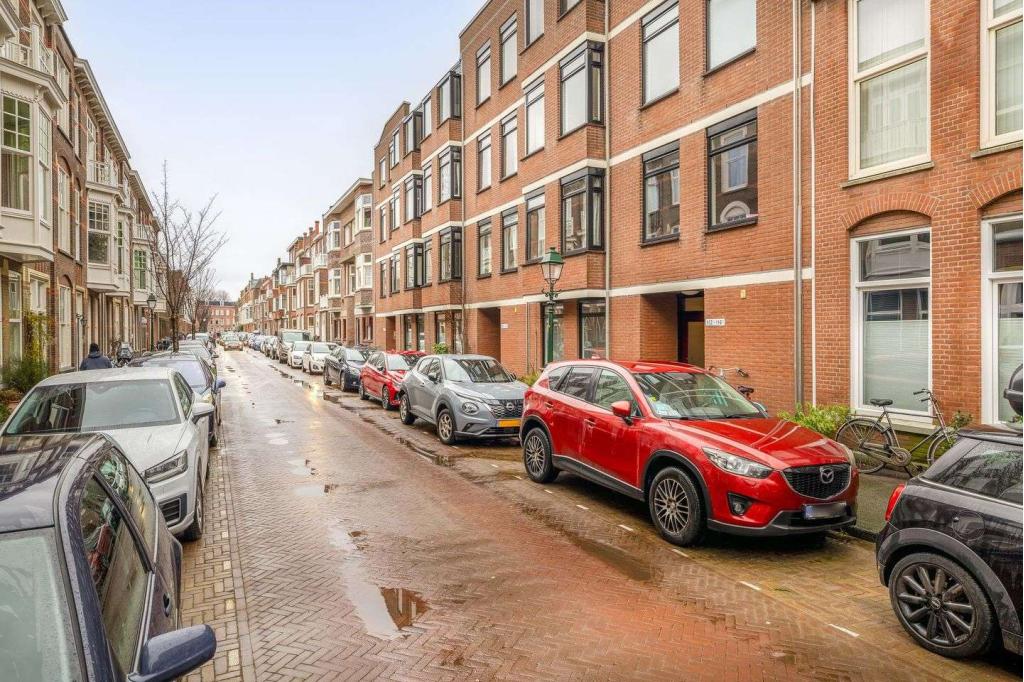 Te huur, centrale ligging: Den Haag, Galvanistraat, Huizen en Kamers, Den Haag, Den Haag, Direct bij eigenaar, 2 kamers