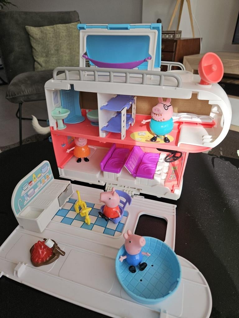 Peppa Pig camper met accessoires, Ophalen of Verzenden, Zo goed als nieuw, Jongen of Meisje