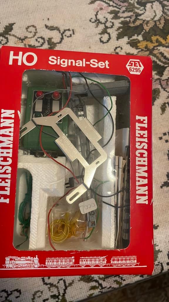 Fleishman Signal set 6295 prijs € 50,00, Gelijkstroom, Trix, Wagon, Ophalen of Verzenden