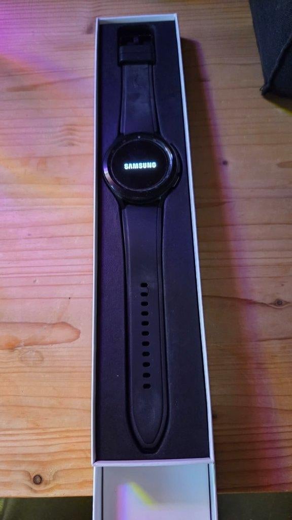 In originele doos: Galaxy Watch4 Classic 46mm - Smartwatch, Gebruikt, Zwart, Samsung ⌚️, Ophalen of Verzenden