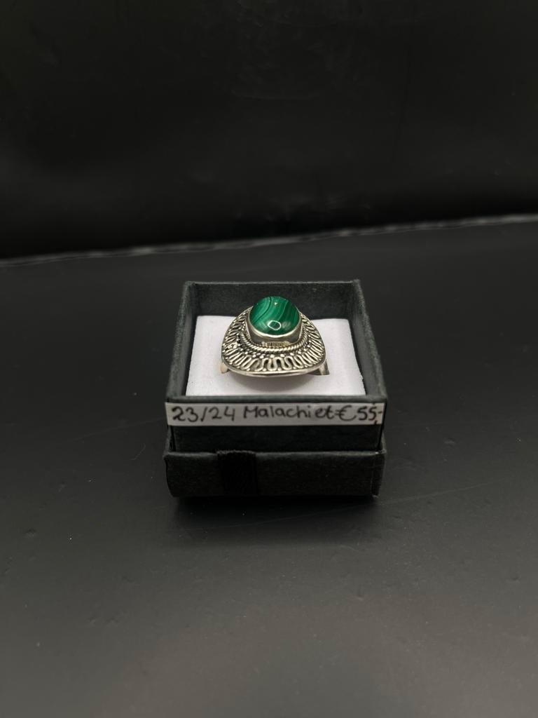 Malachiet ring maat 23/24 925, Sieraden, Tassen en Uiterlijk, Antieke sieraden, Ophalen of Verzenden