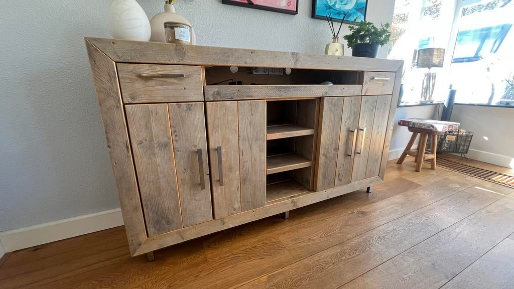 Grenen dressoir van steigerhout, Ophalen, Gebruikt, 25 tot 50 cm, 150 tot 200 cm