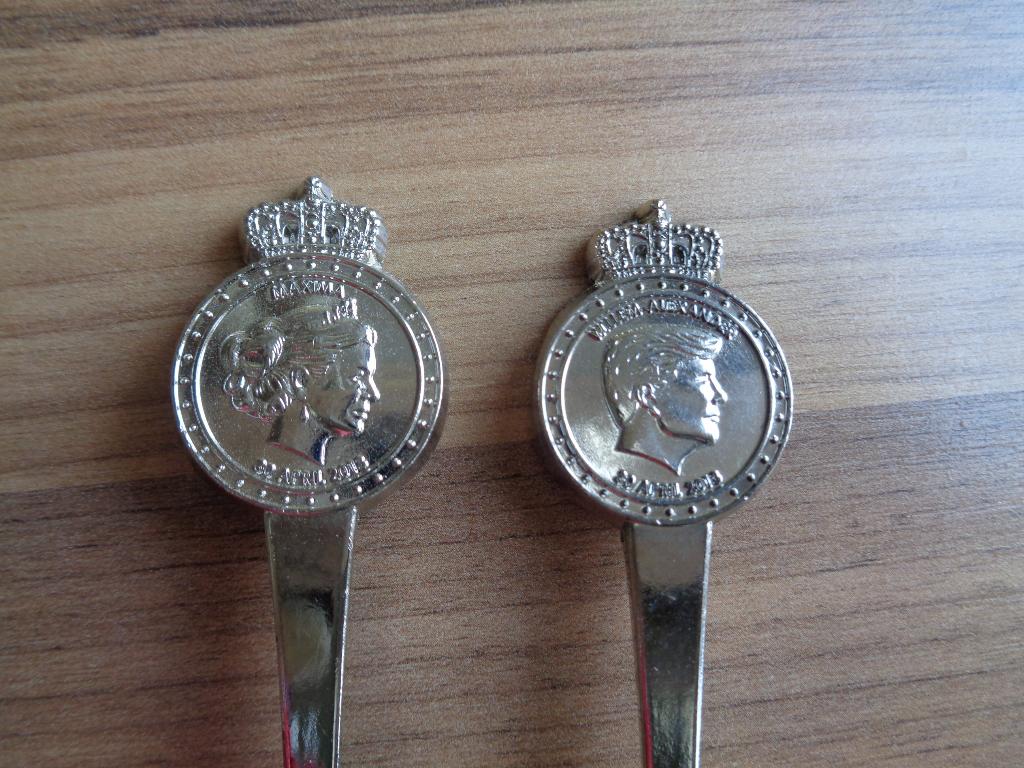 lepeltjes WILLEM ALEXANDER EN MAXIMA van Douwe Egberts, Verzamelen, Koninklijk Huis en Royalty, Ophalen of Verzenden, Zo goed als nieuw