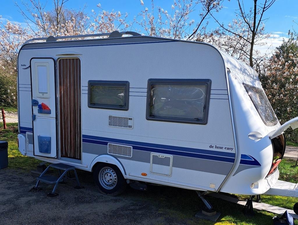 Hobby 400sf 2006, Treinzit, Dwarsbed, Particulier, 5 tot 6 meter