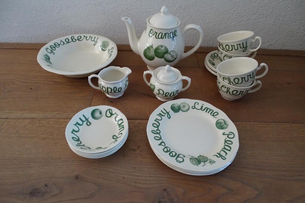Woods & Sons ontbijt/thee servies fruit 4 personen, Ophalen, Zo goed als nieuw, Overige stijlen, Aardewerk