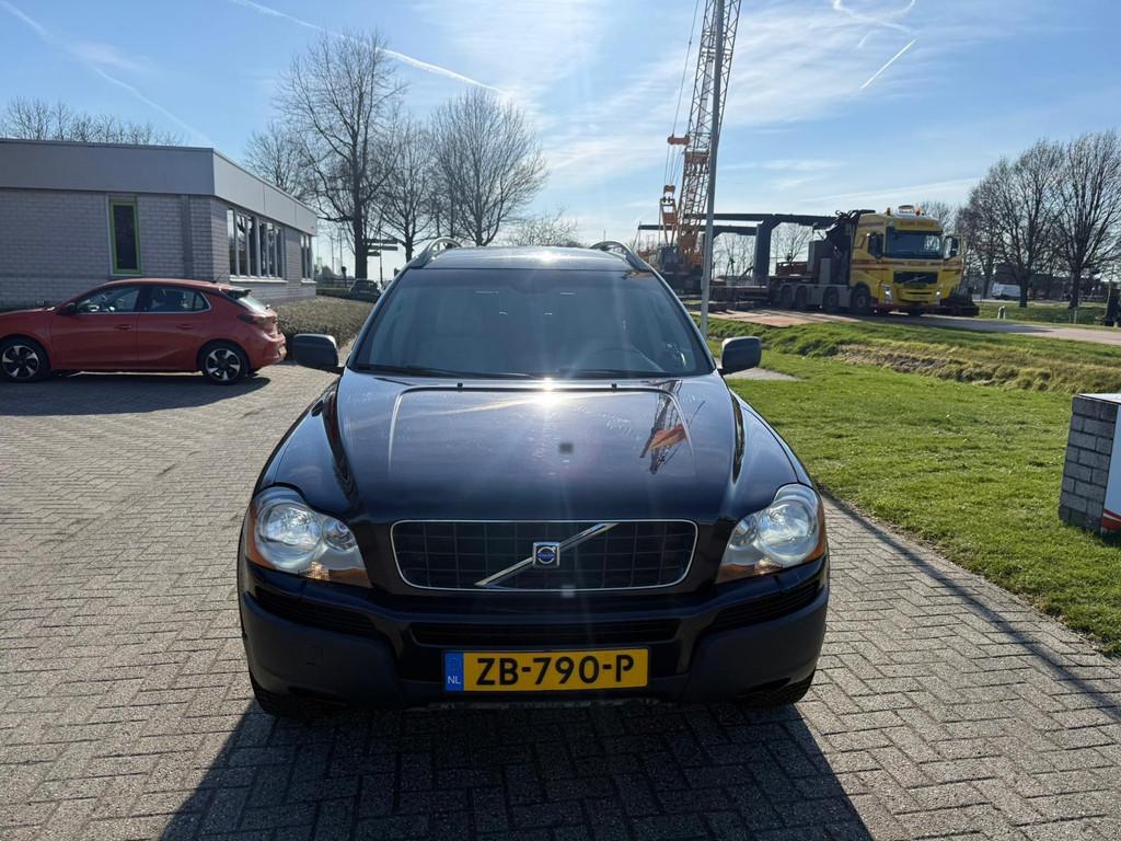 Volvo XC90 2.4D Kinetic 7 Persoons Automaat 2004 wheelhouse, Gebruikt, Beige, 255 €/maand, 7 stoelen