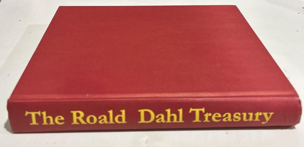Ronald dahl treasury boek, Ophalen of Verzenden, Zo goed als nieuw