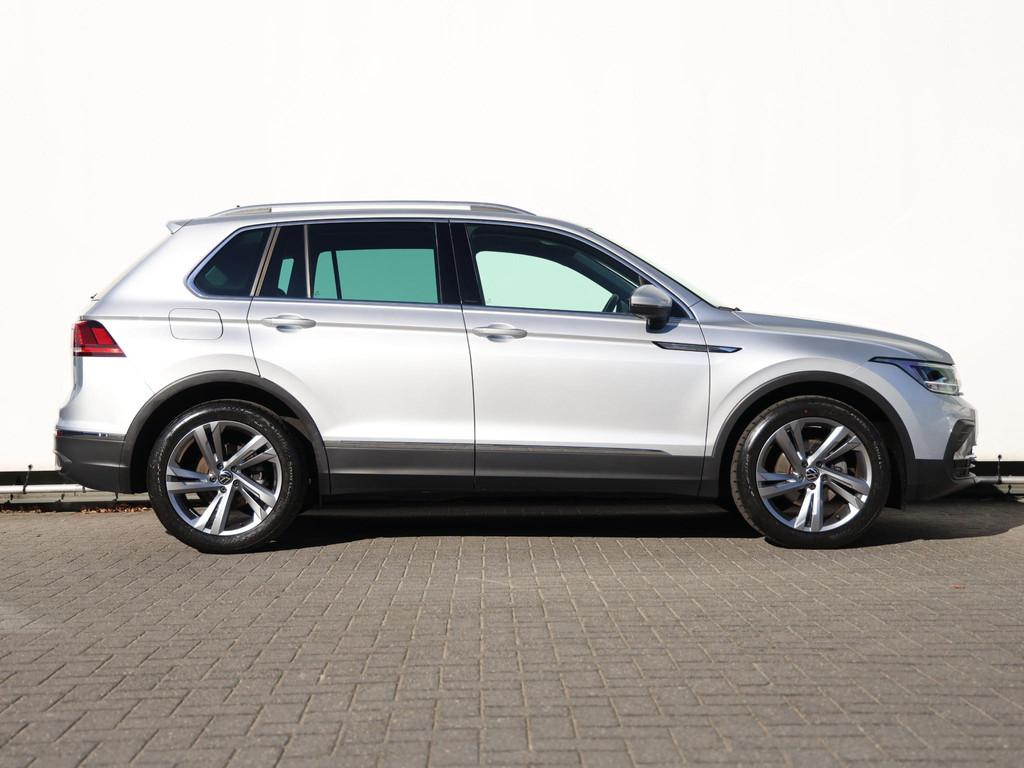 Volkswagen Tiguan 1.5 TSI Life Business 130 pk | Trekhaak |, Auto's, Voorwielaandrijving, 4 cilinders, Origineel Nederlands, Handgeschakeld