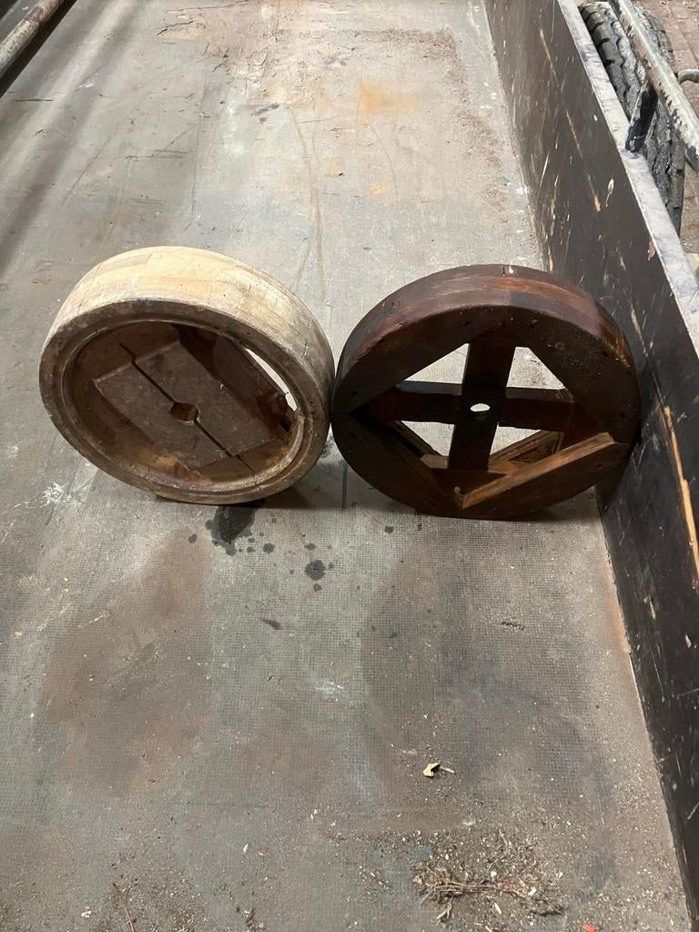 Houten poelies, Ophalen