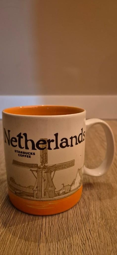 Starbucks mok | 2014 Netherlands land‑mok/Global Icon, Ophalen of Verzenden, Zo goed als nieuw, Porselein, Kop en/of schotel