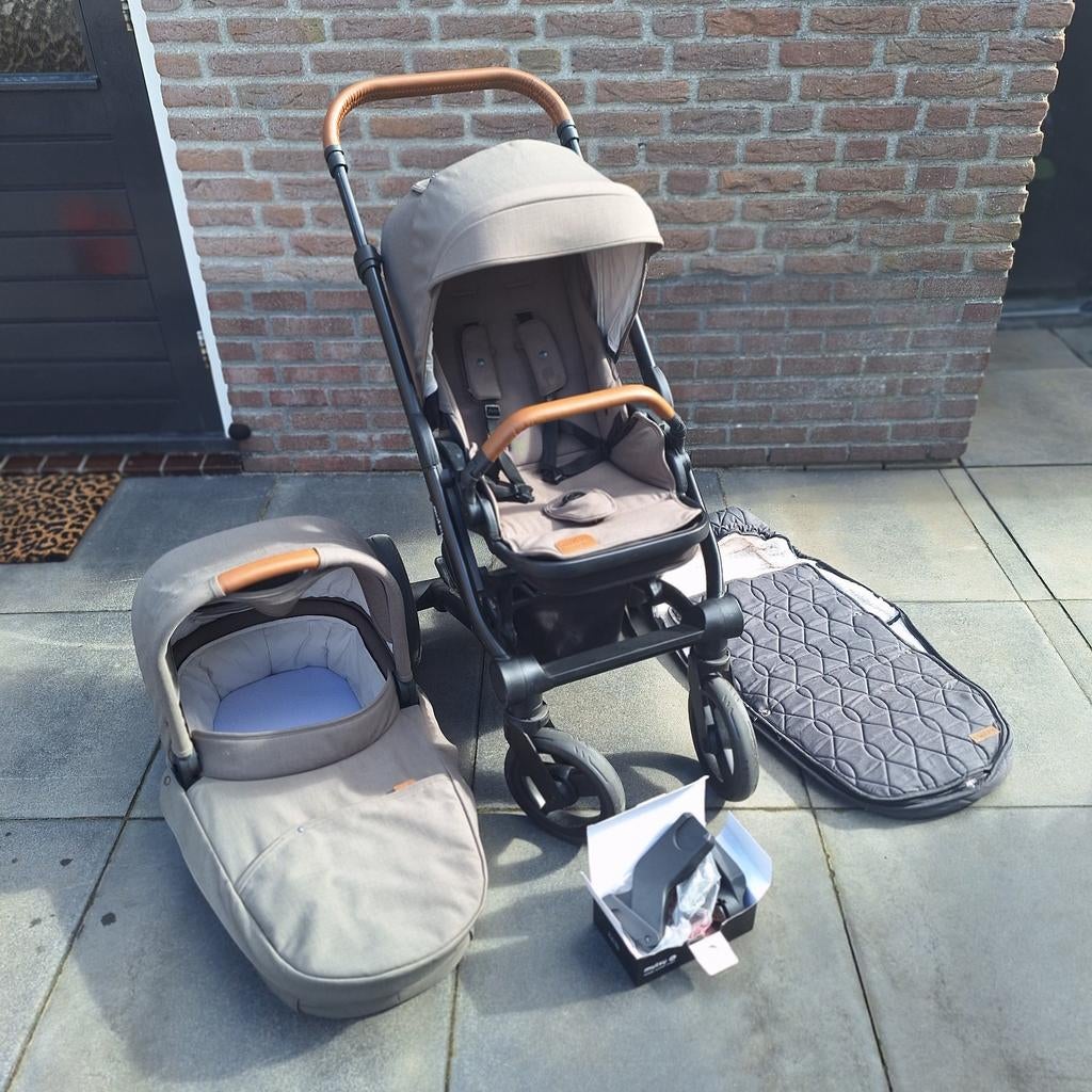 Complete zeer nette kinderwagen, Mutsy Nio, groen, Kinderen en Baby's, Kinderwagens en Combinaties, Zo goed als nieuw, Kinderwagen
