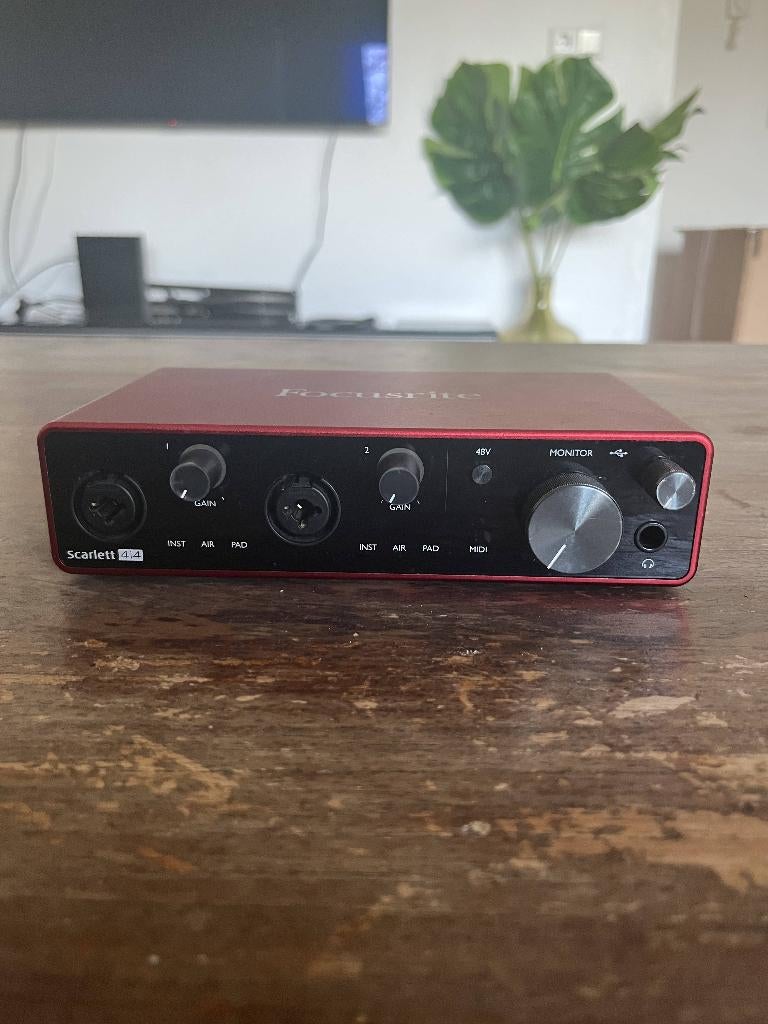 Te koop: Focusrite Scarlett 4i4 3e Generatie, Ophalen of Verzenden, Zo goed als nieuw, 120 watt of meer, Overige merken