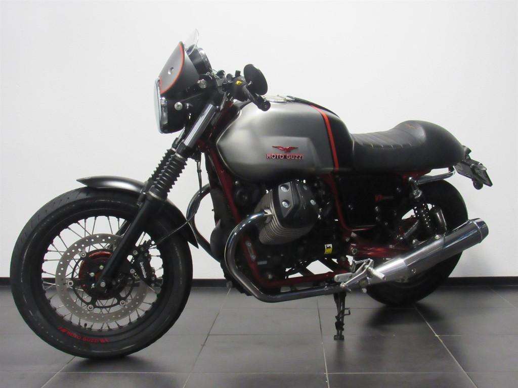 Moto Guzzi V7 II RACER - foto 3