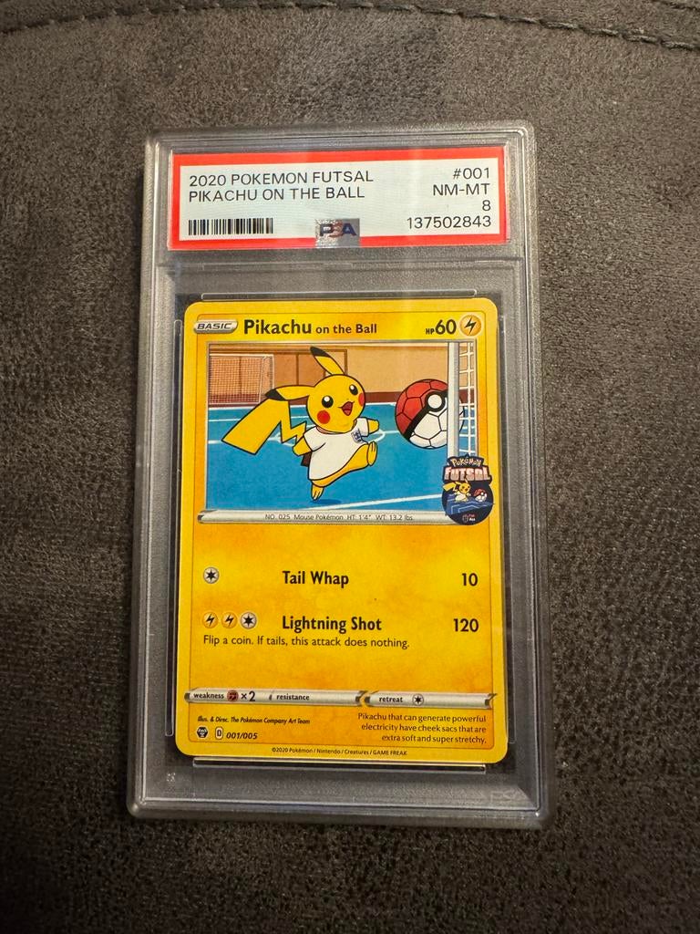 Pikachu on the Ball Promo PSA 8 - 2020 Pokemon Futsal, Ophalen of Verzenden, Zo goed als nieuw, Losse kaart