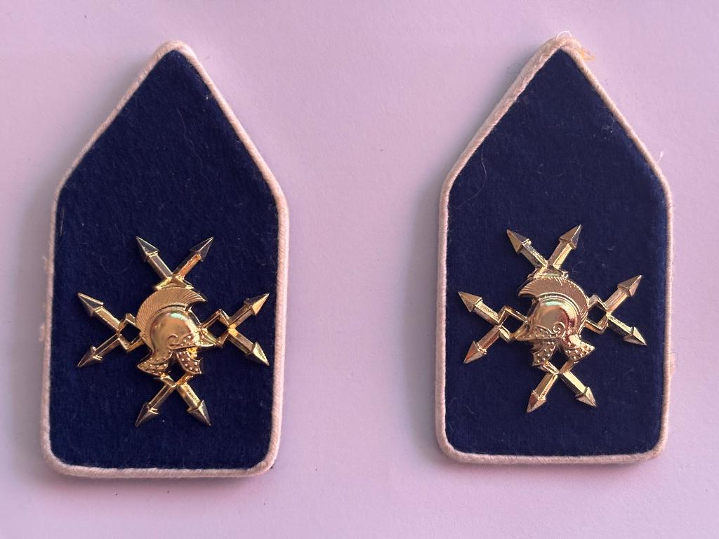 Set kraag emblemen verbindingen, Verzenden, Landmacht, Nederland, Kleding of Schoenen