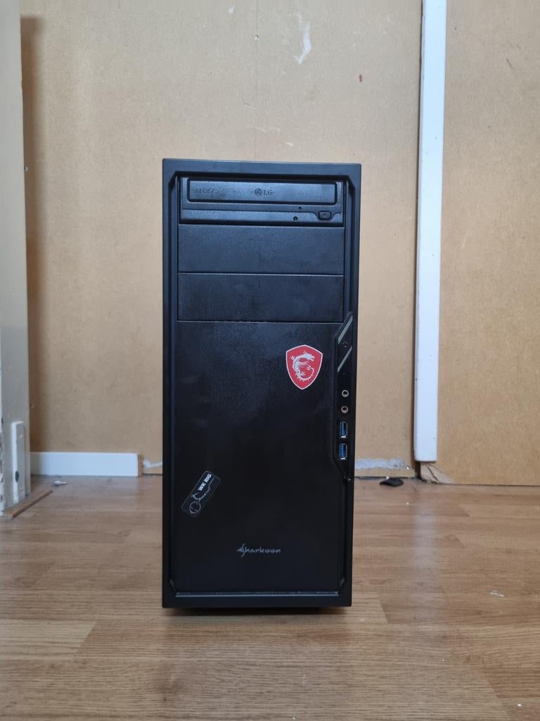 Gaming PC met MSI-logo en Sharkoon behuizing, Ophalen, Gebruikt, Sharkoon, Intel
