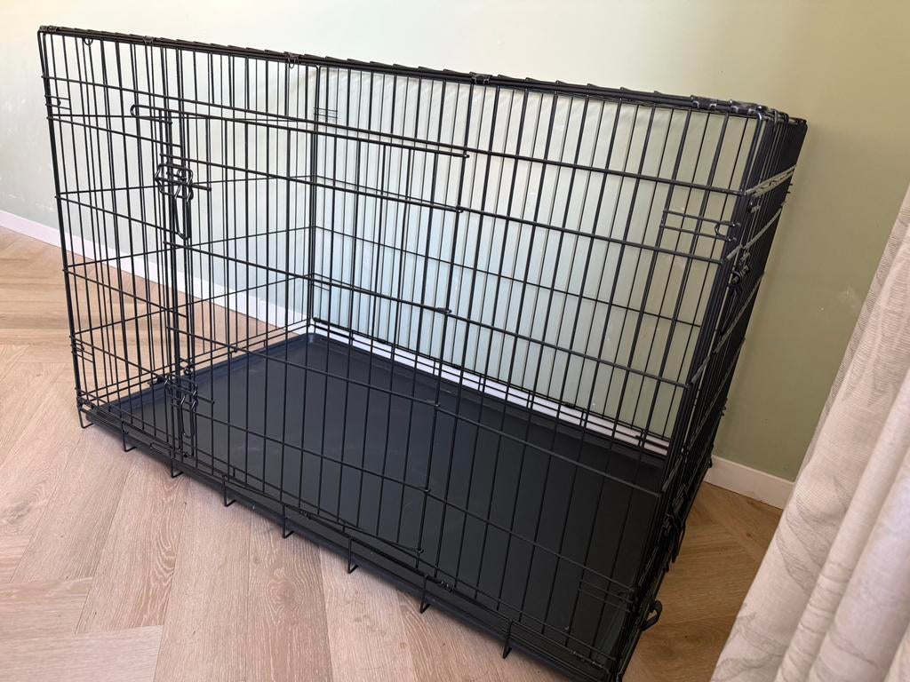 Hondenbench zwart 120x76x82, Ophalen, Zo goed als nieuw