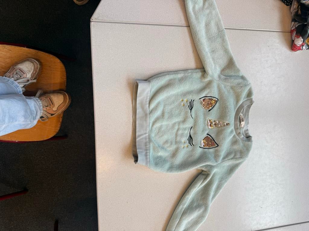 C&A trui met eenhoorn, maat 134, Kinderen en Baby's, Kinderkleding | Maat 134, Ophalen, Gebruikt, Meisje, Trui of Vest