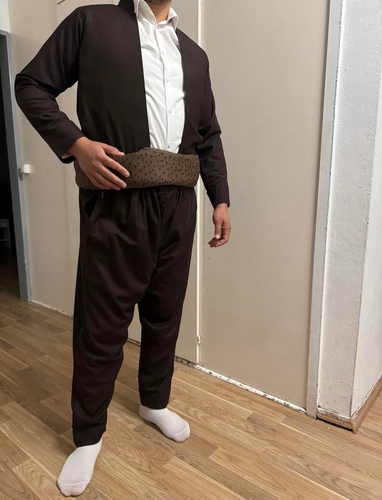Koerdische mannen kleding bruin, Ophalen of Verzenden, Nieuw