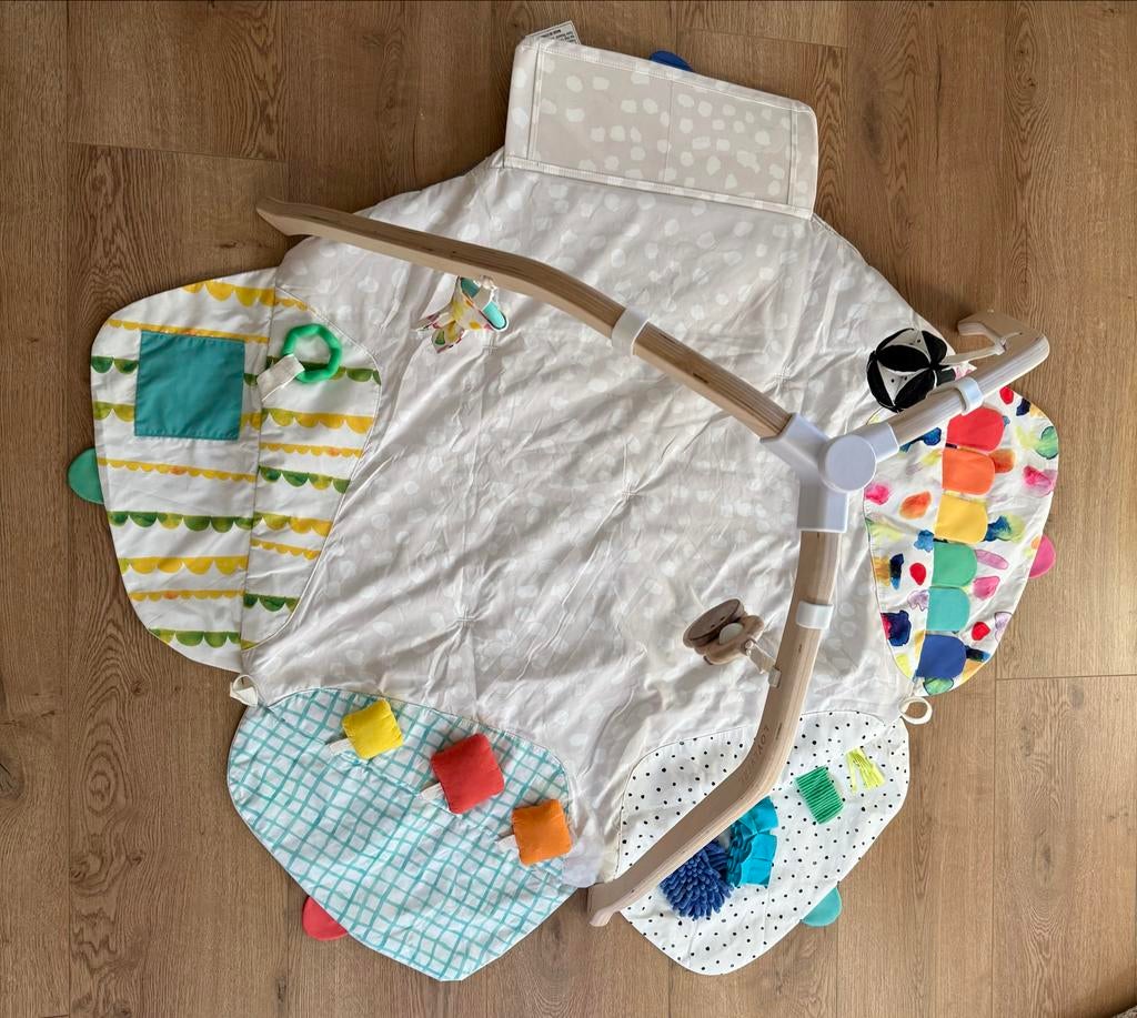 Lovevery Play Gym - Babygym met accessoires, Kinderen en Baby's, Speelgoed | Babyspeelgoed, Ophalen, Zo goed als nieuw, Babygym