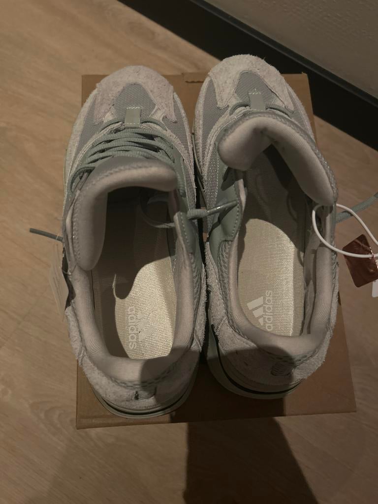 Yeezy 700 V1- Gloednieuw met originele doos, Ophalen of Verzenden, Nieuw, Overige kleuren, Sneakers of Gympen