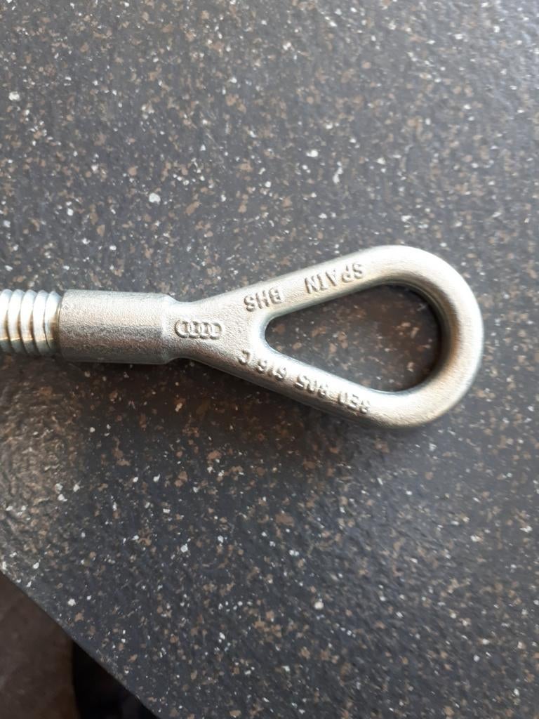 Sleep oog Audi a4, Ophalen