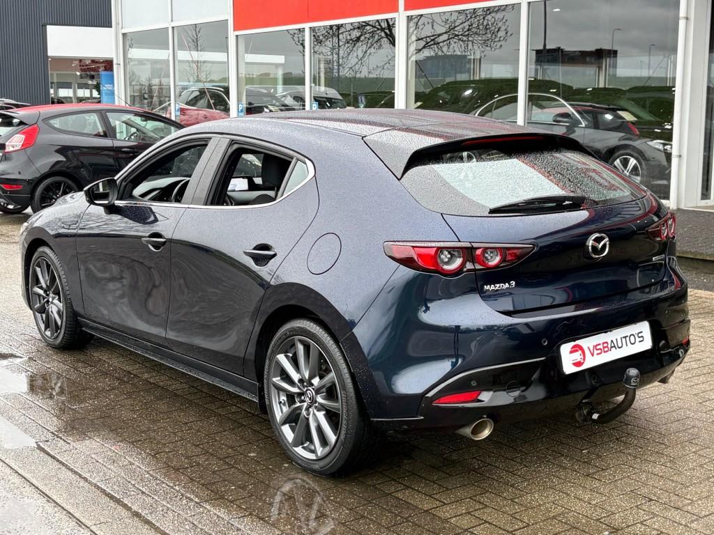 Mazda 3 2.0 HYBRID 180PK BOSE LED NAVI CAMERA CARPLAY TREKHA, 1998 cc, Gebruikt, 4 cilinders, Met garantie (alle)