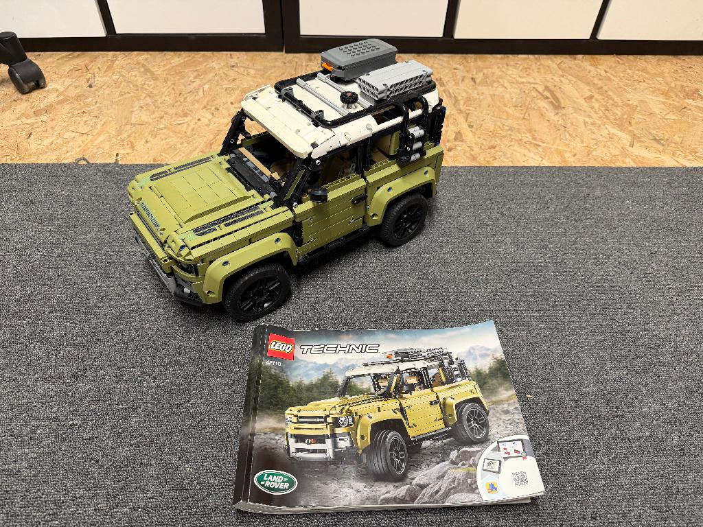 LEGO Technic 42110 Land Rover Defender, Gebruikt, Lego, Compleet, Ophalen of Verzenden