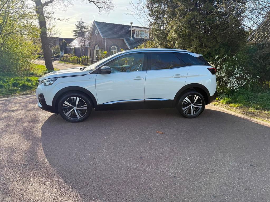 Peugeot 3008 1.2 PureTech GT Line / Navi / xenon / camera /, Auto's, Gebruikt, Euro 6, 1199 cc, Leder en Stof