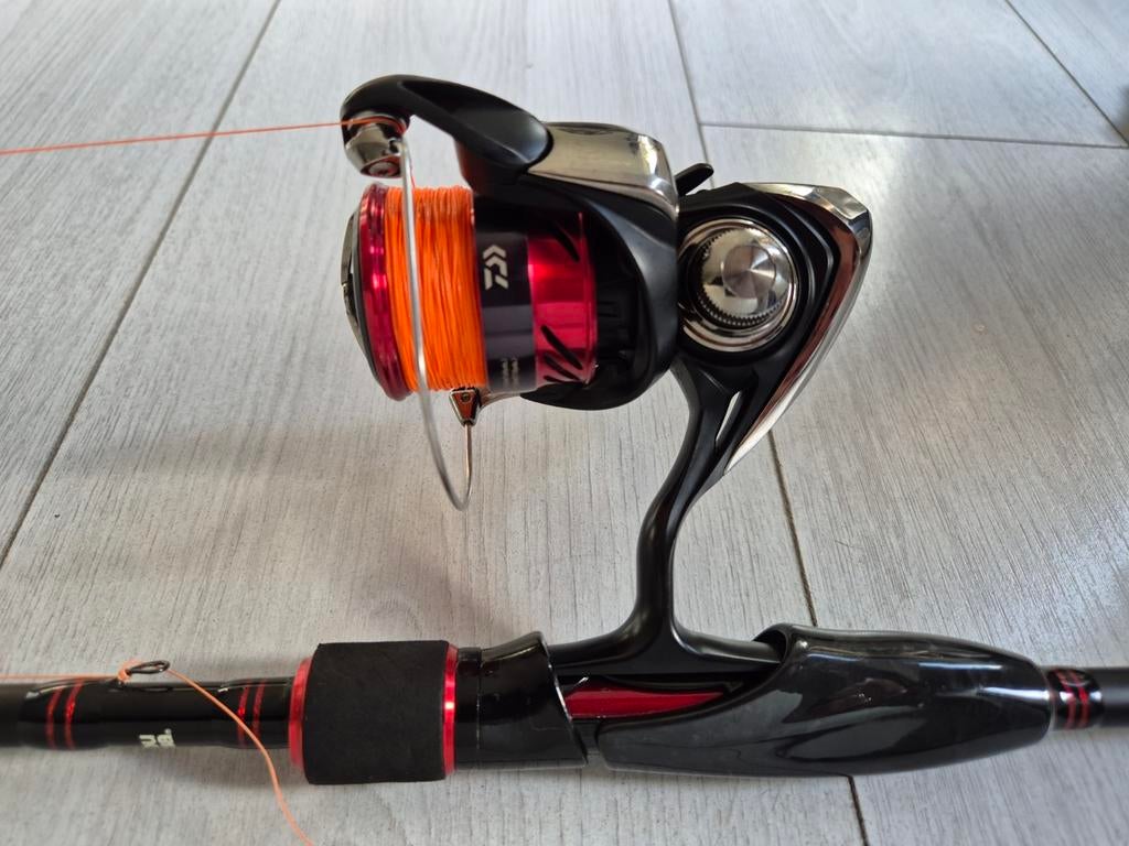 Abu Garcia Vendetta Roofvishengel - Perfect voor beginners, Watersport en Boten, Ophalen, Zo goed als nieuw, Werphengel