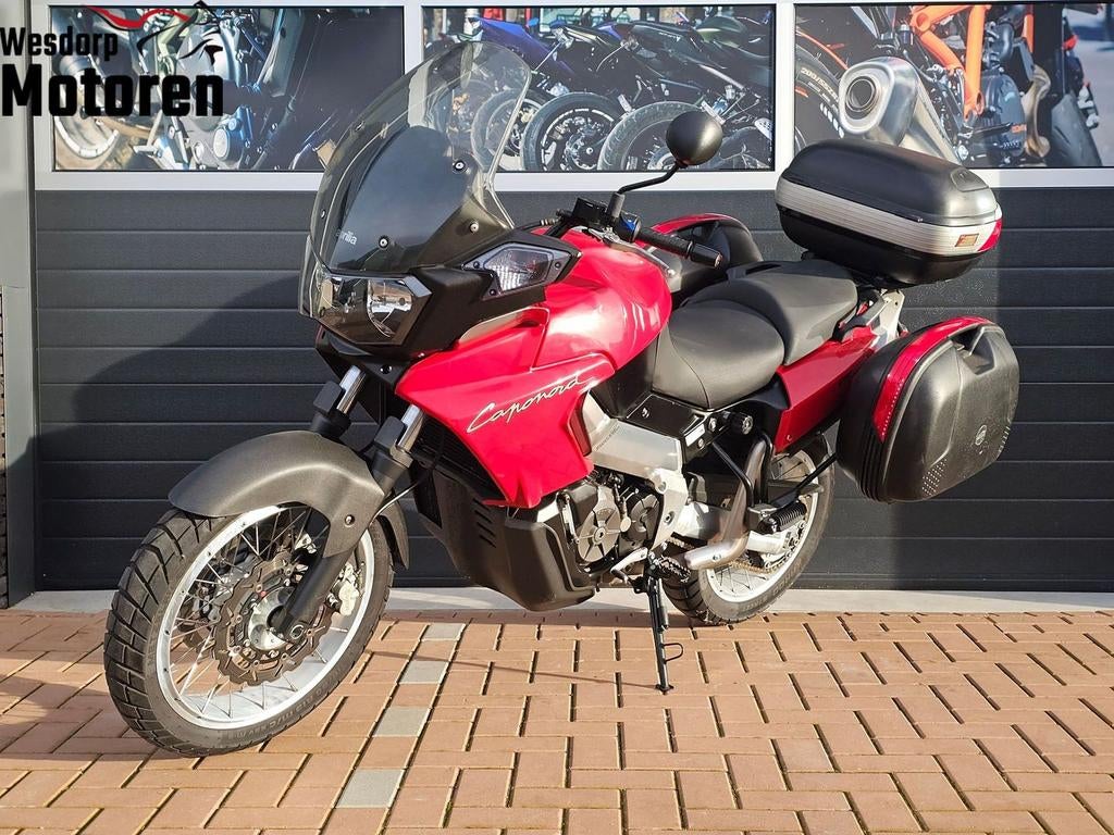 APRILIA ETV 1000 CAPONORD Nette Motor Veel Opties, Motoren, Motoren | Aprilia, 2 cilinders, Motorrijbewijs A, Bedrijf, Onbekend