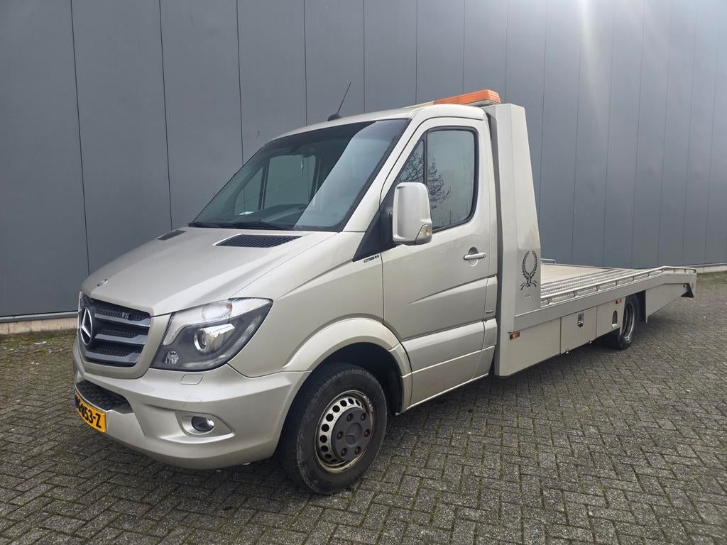 Mercedes-Benz 519 V6 Thijhof Oprijwagen Automaat l Carplay, Auto's, Bestelauto's, Automaat, USB, 190 pk, Bedrijf