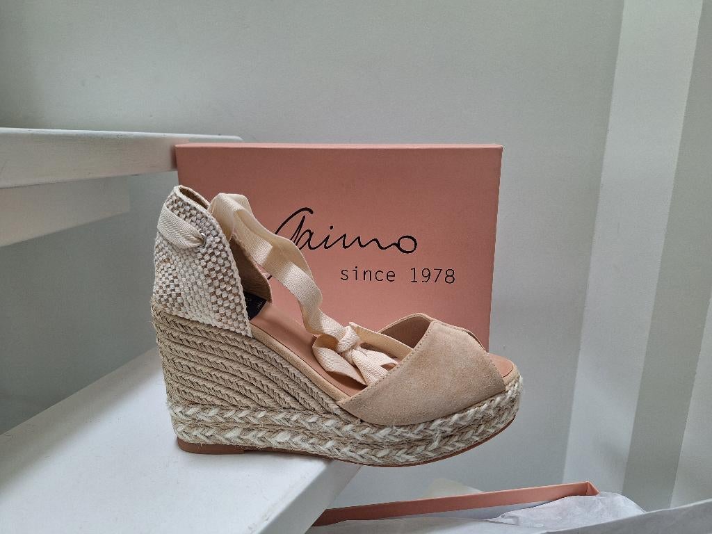 NIEUW in doos sleehakken Gaimo maat 39, Kleding | Dames, Schoenen, Beige, Nieuw, Ophalen of Verzenden, Espadrilles of Moccasins