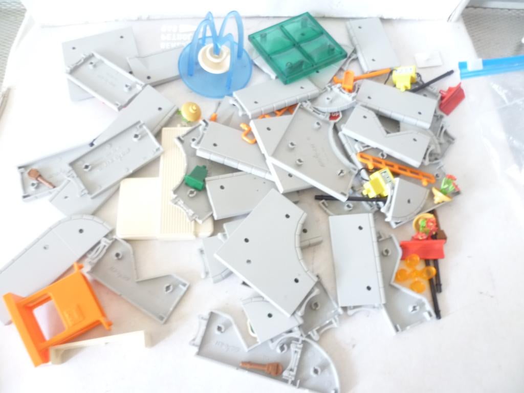 Majorette Majokit 75 diverse stukjes., Ophalen of Verzenden, Gebruikt, Overige typen