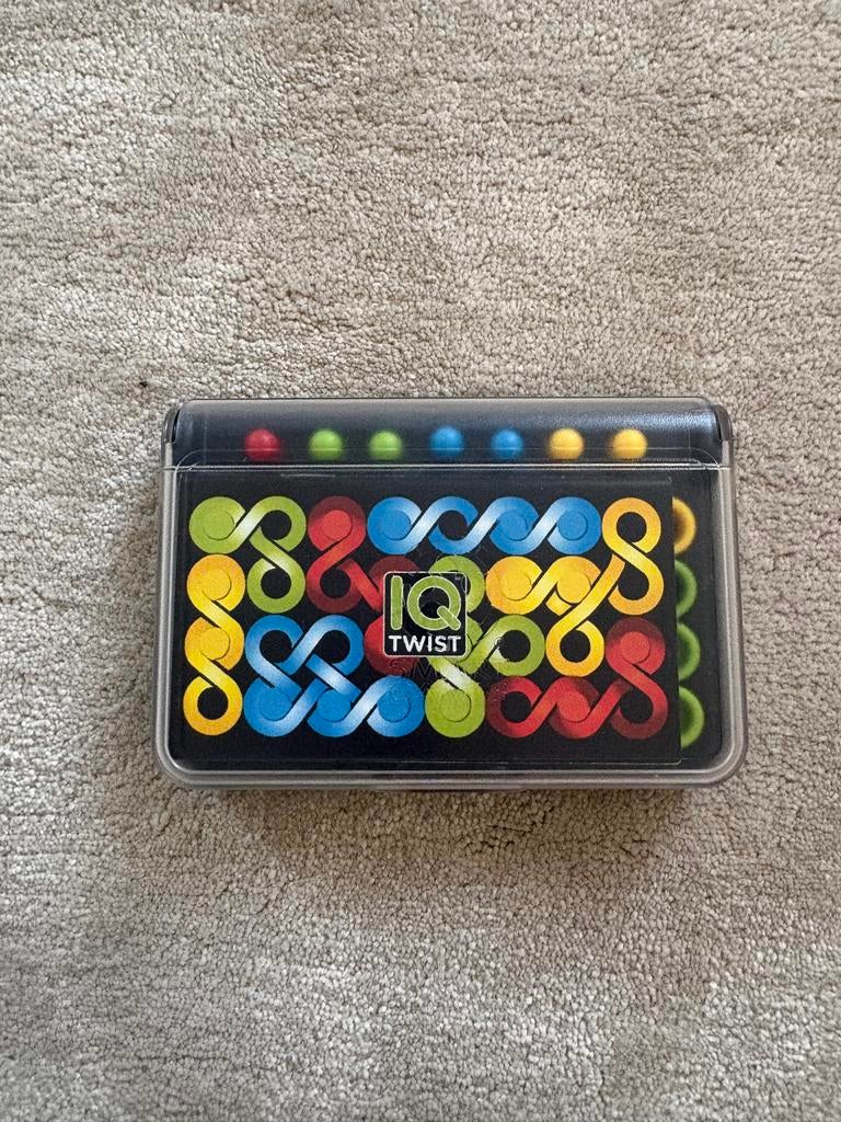 SmartGames IQ Twist Puzzelspel, Ophalen of Verzenden, Minder dan 500 stukjes, Zo goed als nieuw, Rubik's of 3D-puzzel