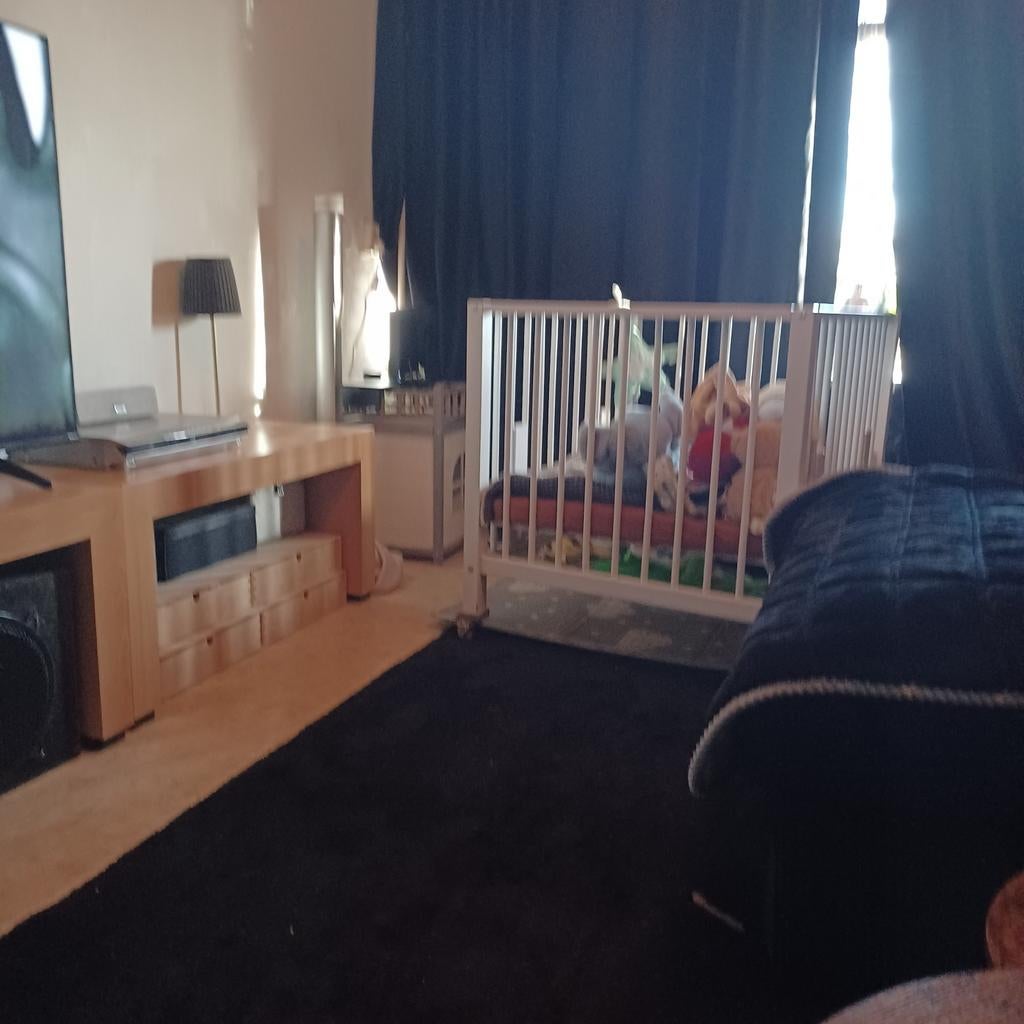 Gratis box voor baby of peuter, Ophalen, Gebruikt, Rechthoekig, Wieltjes