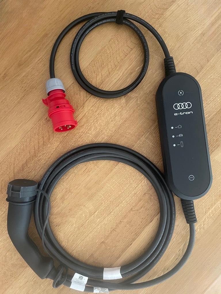 Audi e-tron EV lader 11kW CEE + Schuko – Nieuw - Origineel, Ophalen of Verzenden, Nieuw, Laadpaal en Laadkabel