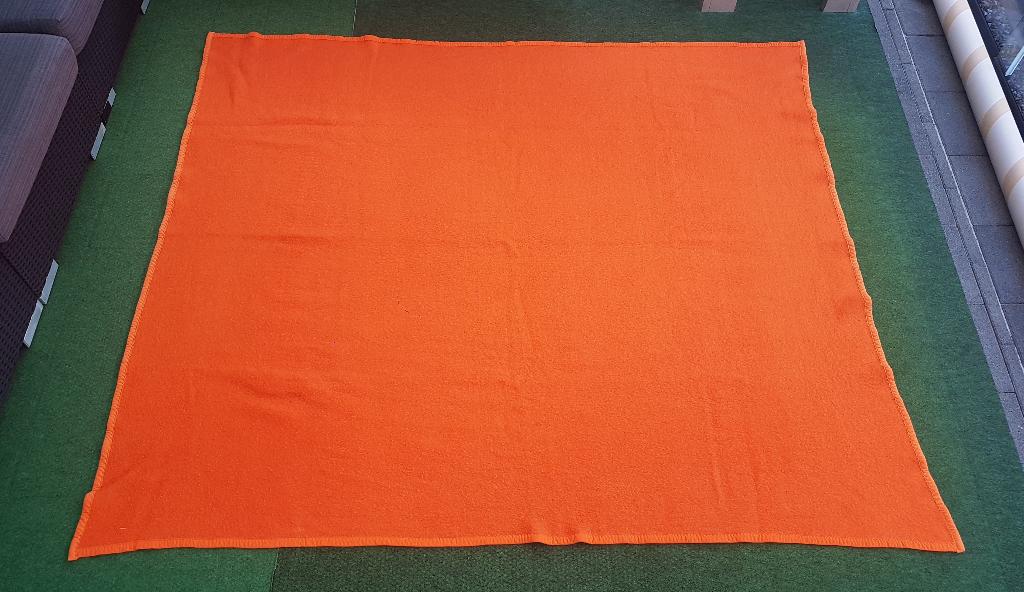 Vintage grote oranje Eurocover dralon deken - 220 x 190, Huis en Inrichting, Woonaccessoires | Plaids en Woondekens, Ophalen of Verzenden