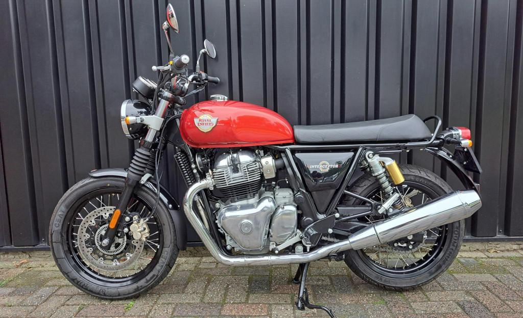 Royal Enfield Interceptor 650 - foto 3